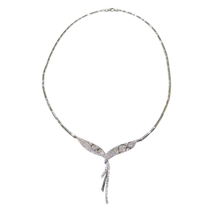 14K white gold necklace with zircon stones