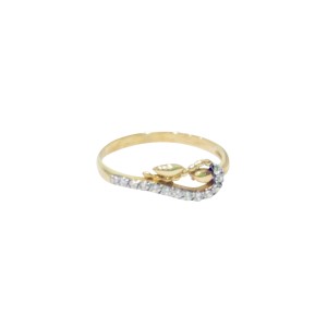 14K gold ring with zircon stones.