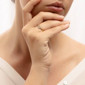 Χρυσό γυναικείο δαχτυλίδι K14 με ζιργκόν.