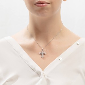 14K white gold women’s necklace with zircon stones