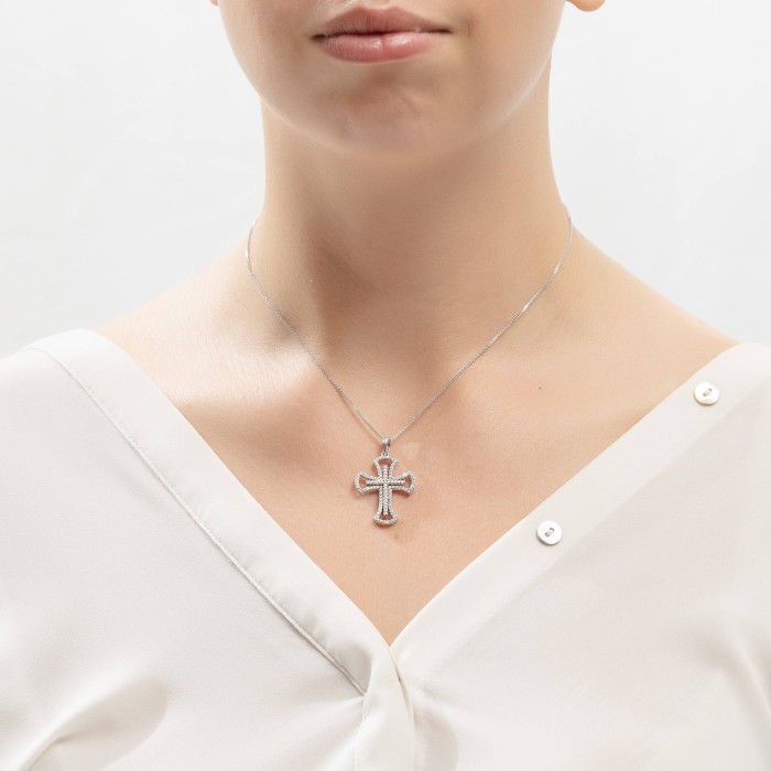 14K white gold women’s necklace with zircon stones