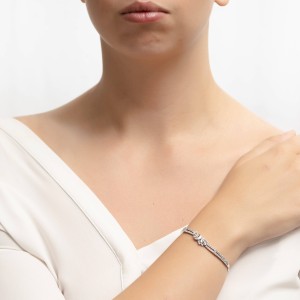 14K white gold bracelet with zircon stones