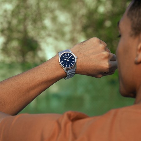 Timberland Midnight Mine watch with blue dial and stainless steel bracelet
