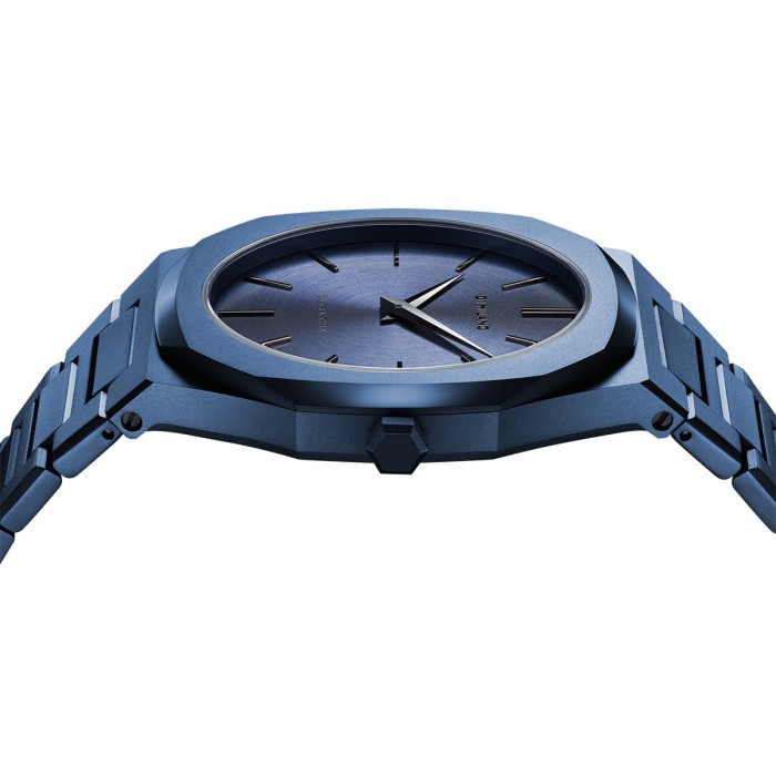 D1 Milano ultrathin watch with blue dial and blue stainless steel bracelet