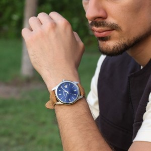 Ρολόι Timberland με μπλε καντράν και καφέ δερμάτινο λουρί