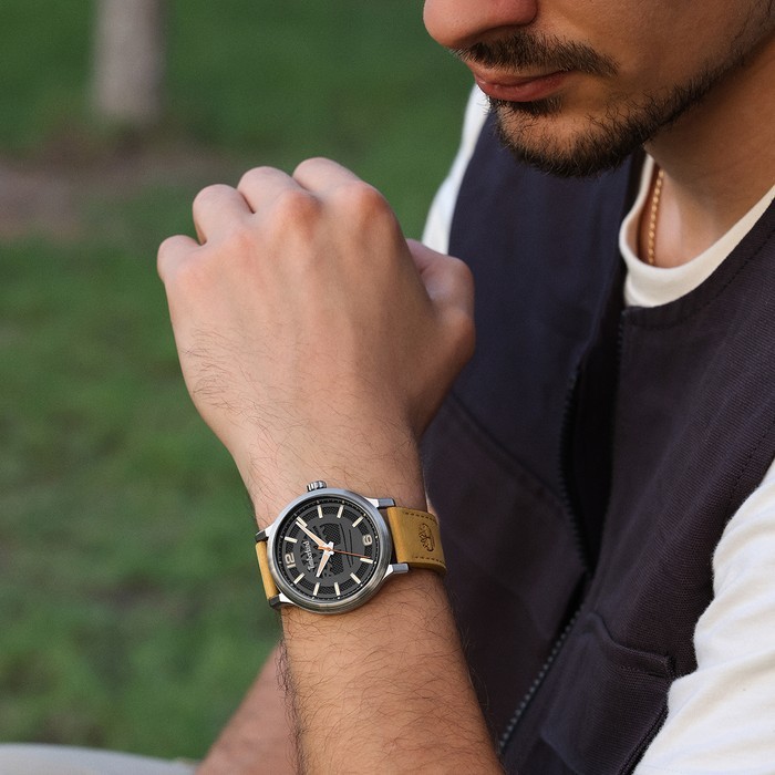 Ρολόι Timberland με μαύρο καντράν και μπεζ δερμάτινο λουρί