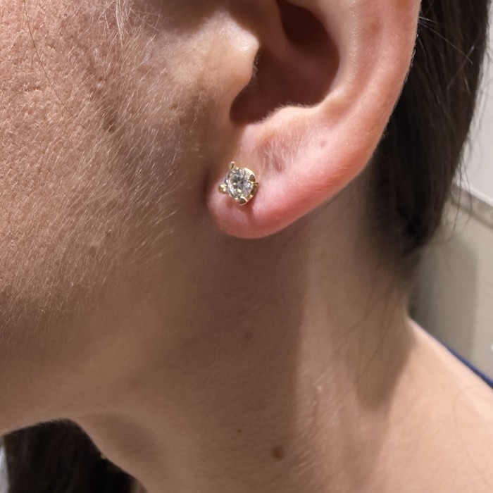 14K gold stud earrings with zircon stone