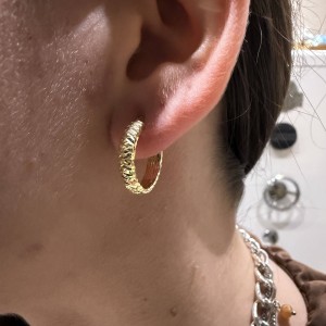 14K gold textured hoop earrings