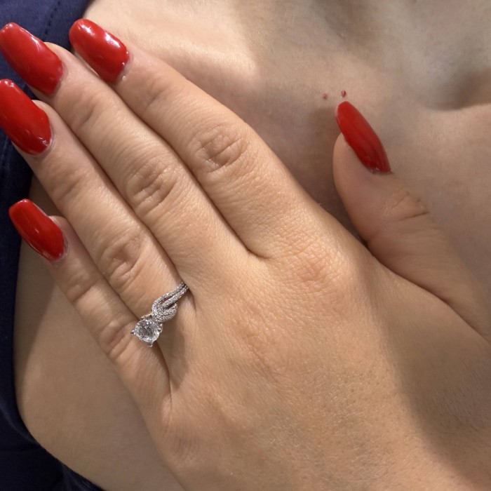 Λευκόχρυσο δαχτυλίδι Κ14 με πέτρες ζιργκόν