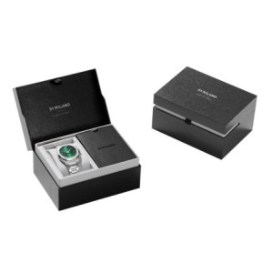 D1 Milano ultrathin watch with green dial and silver stainless steel bracelet
