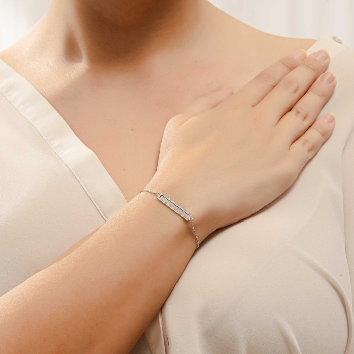 14K white gold ID bracelet with engraving plate