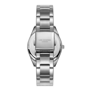 Men’s stainless steel watch with black dial and silver bracelet