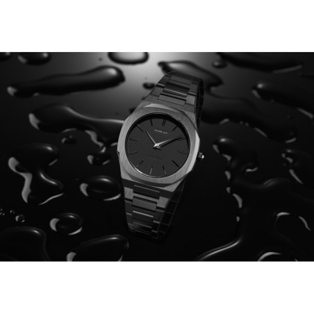 D1 Milano ultrathin watch with black dial and black stainless steel bracelet