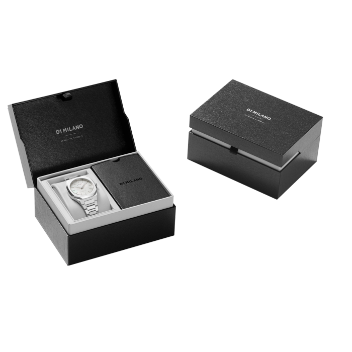 D1 Milano ultrathin watch with silver dial and stainless steel bracelet